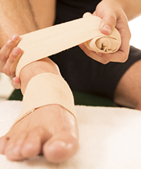 treating-strains-and-sprains